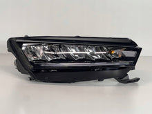 Laden Sie das Bild in den Galerie-Viewer, Frontscheinwerfer Skoda Octavia I 030111823200 LE18A64185 Rechts Headlight SCH5111371966vb