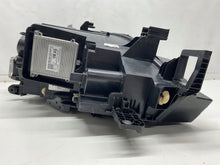Load image into Gallery viewer, Frontscheinwerfer VW Id.5 Id.4 0022693010 11B941036N Rechts oder Links SCH6756237797os