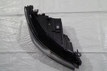 Laden Sie das Bild in den Galerie-Viewer, Frontscheinwerfer VW Golf VIII I 5H1941006 992941591 LED Rechts Headlight SCH7966858157lg