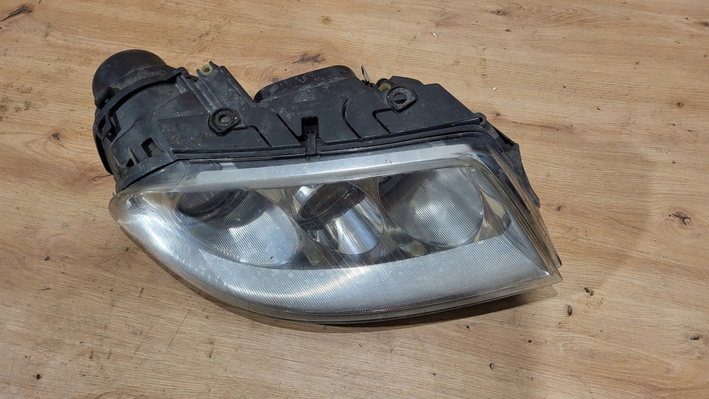 Frontscheinwerfer VW Passat Xenon Rechts Scheinwerfer Headlight