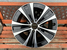 Laden Sie das Bild in den Galerie-Viewer, 1x Alufelge 18 Zoll 9.0&quot; 5x112 52,5ET A2134015300 Mercedes-Benz W213 Rim Wheel