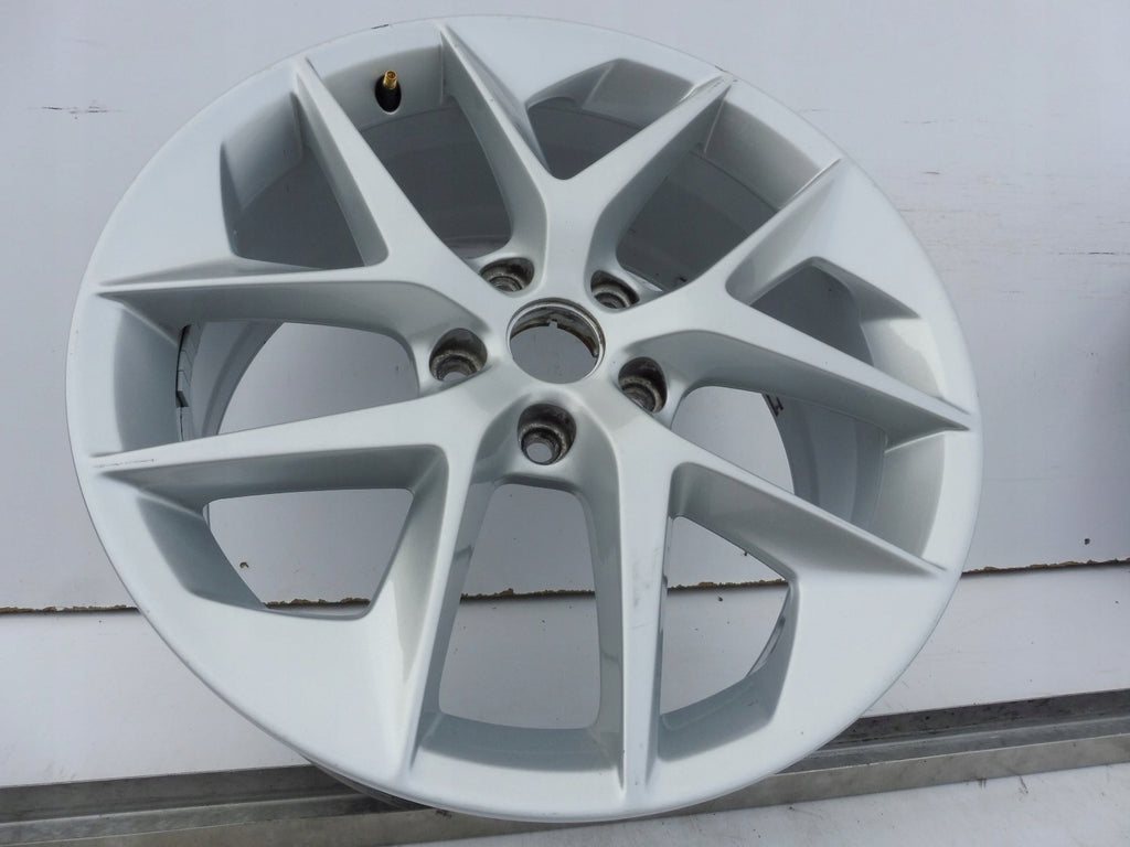 1x Alufelge 18 Zoll 7.5" 5x112 51ET Glanz Silber 5F0601025F Seat Leon Rim Wheel FEL3431041684jt