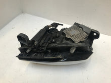 Laden Sie das Bild in den Galerie-Viewer, Frontscheinwerfer Jeep Grand Cherokee Wk2 Xenon Rechts Scheinwerfer Headlight SCH8229651303jp
