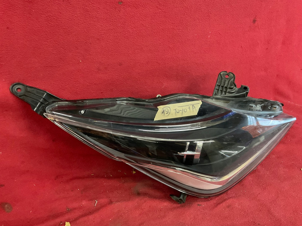 Frontscheinwerfer Toyota Aygo Rechts Scheinwerfer Headlight SCH6890340144qq