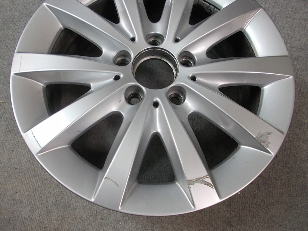 1x Alufelge 16 Zoll 6.5" 5x112 49ET Glanz Silber A2464010500 Mercedes-Benz