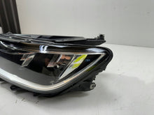 Laden Sie das Bild in den Galerie-Viewer, Frontscheinwerfer VW Passat B8 3G1941005B Halogen Links Scheinwerfer Headlight