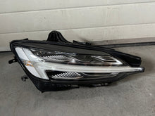Load image into Gallery viewer, Frontscheinwerfer Volvo S60 III 32228873 Rechts Scheinwerfer Headlight SCH8513376162lv