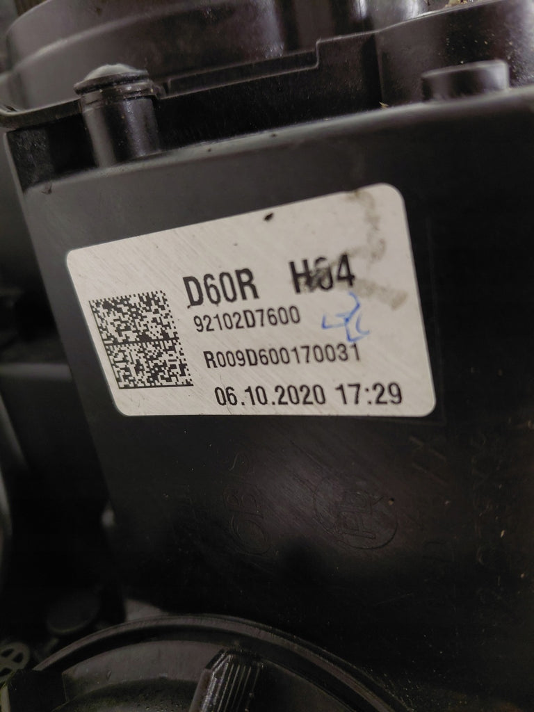 Frontscheinwerfer Hyundai Tucson 92102D7600 Rechts Scheinwerfer Headlight SCH5190659850uz