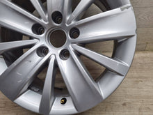 Laden Sie das Bild in den Galerie-Viewer, 1x Alufelge 16 Zoll 5x112 7N0601025A VW Sharan Rim Wheel FEL8820125615pr