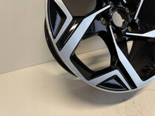 Load image into Gallery viewer, 1x Alufelge 17 Zoll 52910-R2100 Kia Sportage V Rim Wheel FEL2246628873gl