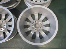 Laden Sie das Bild in den Galerie-Viewer, 4x Alufelge 17 Zoll 7.0" 5x112 34ET Glanz Silber 80A601025 Audi Rim Wheel FEL5332489454em