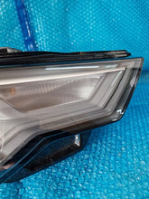 Load image into Gallery viewer, Frontscheinwerfer Audi A6 C8 4K0941034 Rechts Scheinwerfer Headlight