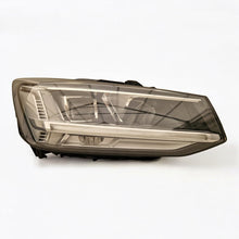 Laden Sie das Bild in den Galerie-Viewer, Frontscheinwerfer Audi Q2 81A941034 LED Rechts Scheinwerfer Headlight