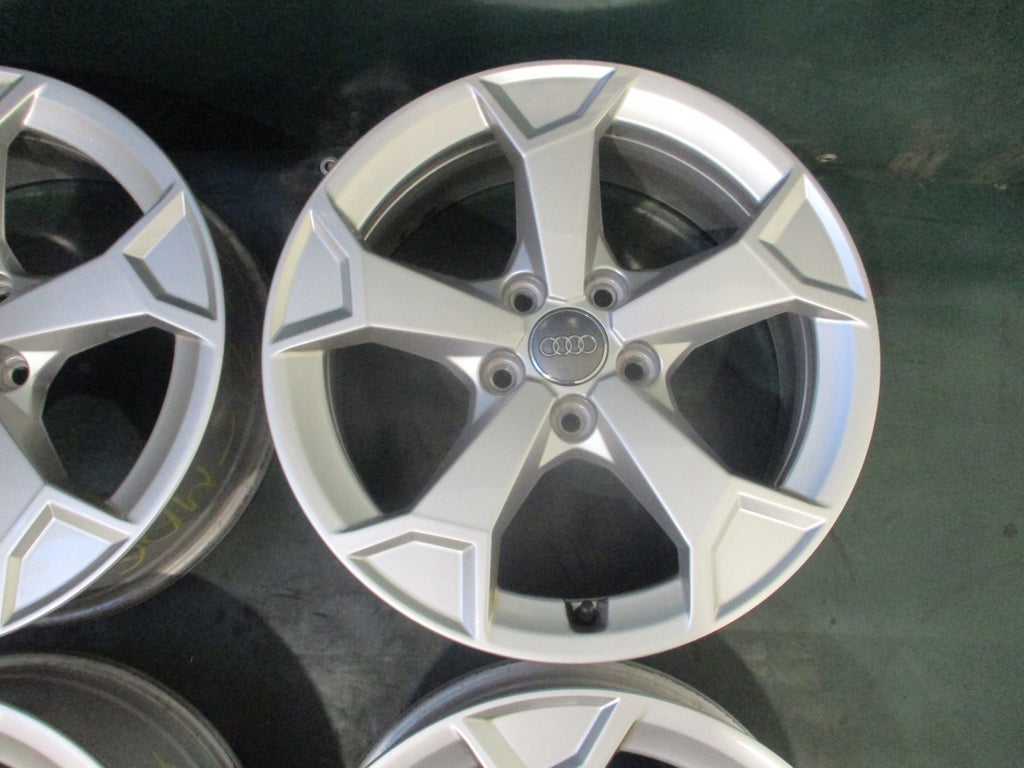 4x Alufelge 17 Zoll 6.5" 5x112 38ET Glanz Silber 83A601025AL Audi Rim Wheel FEL8958983621ui