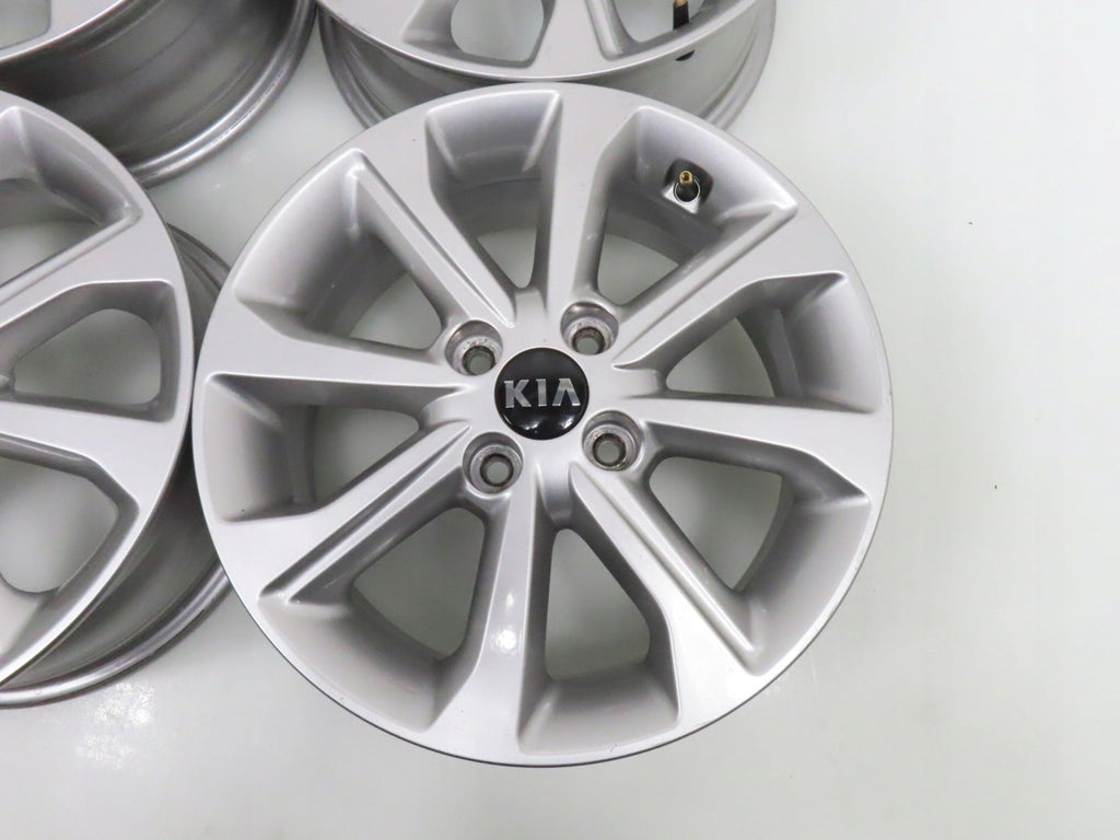 4x Alufelge 15 Zoll 6.0" 4x100 46ET 52910H8400 Kia Stonic Rim Wheel FEL8732307972qg