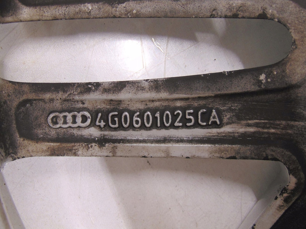 1x Alufelge 18 Zoll 8.0" 5x112 4G0601025CA Audi A6 C7 Rim Wheel