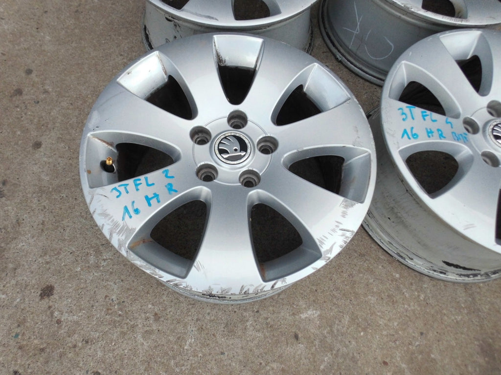4x Alufelge 16 Zoll 6.5" 5x112 46ET 3T0601025 Skoda Superb I Rim Wheel FEL8359283718sy