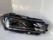 Laden Sie das Bild in den Galerie-Viewer, Frontscheinwerfer Skoda Superb 3P1941016A LED Rechts Scheinwerfer Headlight SCH2755587860mo