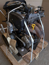 Laden Sie das Bild in den Galerie-Viewer, Motor Kia Sportage FE3N 2.0 165TKm 1996 Benzin Engine Komplett
