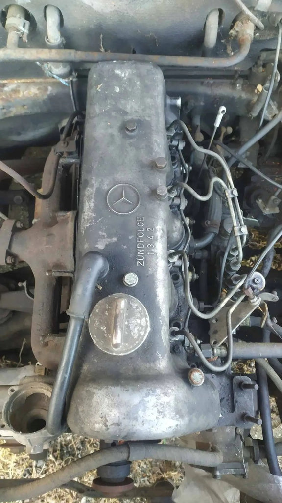 Motor Mercedes-Benz W111 W110 921918 2.2 Diesel Engine Unkomplett