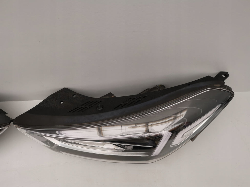 Frontscheinwerfer Hyundai Tucson 92101D7700 Ein Satz Scheinwerfer Headlight SCH5754865784op