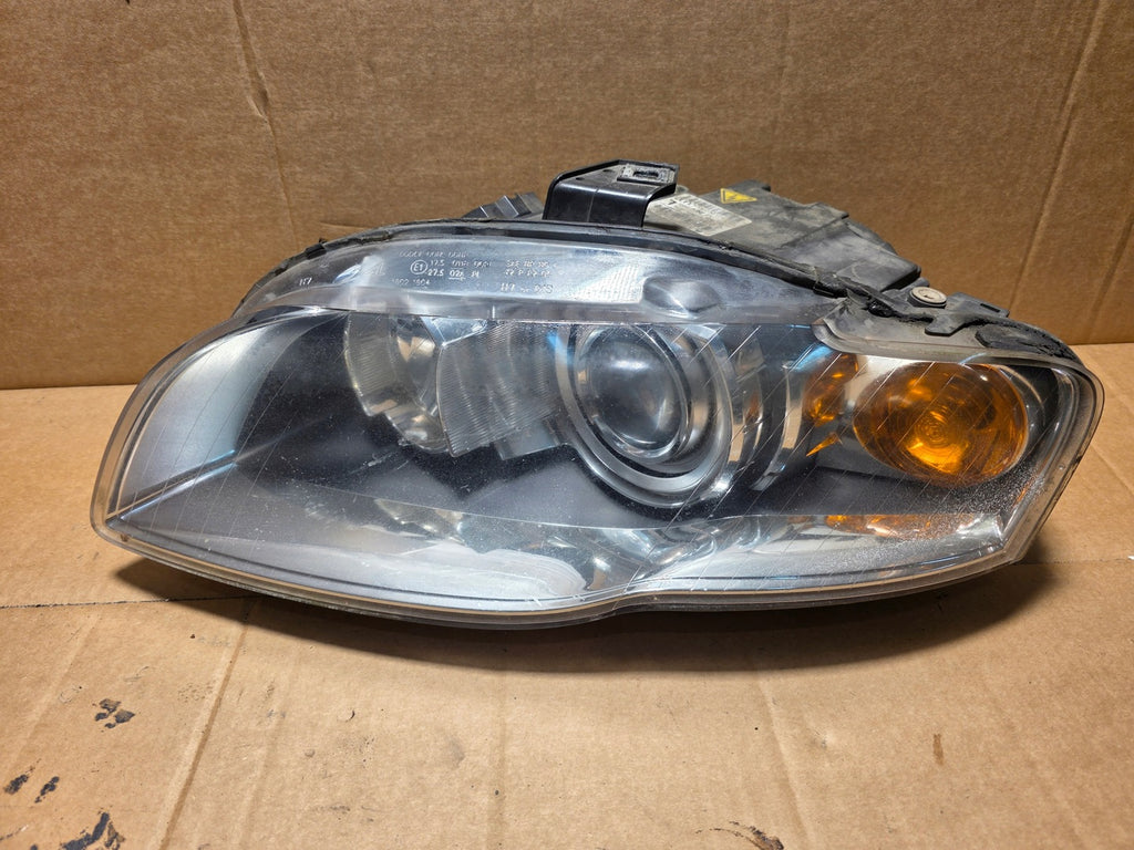 Frontscheinwerfer Audi A4 B7 8E0941003AM Xenon Ein Stück (Rechts oder Links) SCH5921781598mw