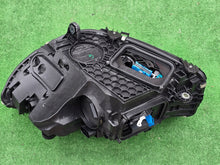 Laden Sie das Bild in den Galerie-Viewer, Frontscheinwerfer Mercedes-Benz W206 A2069065404 Full LED Rechts Headlight SCH7606890314bq