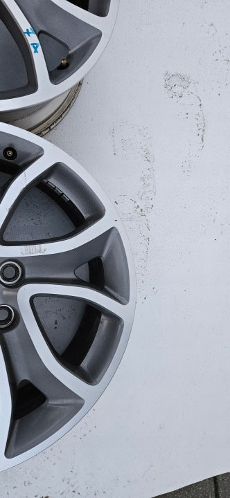 1x Alufelge 18 Zoll 7.0" 5x114.3 38ET Glanz Mg Outlander Iii Rim Wheel FEL4519485843xs