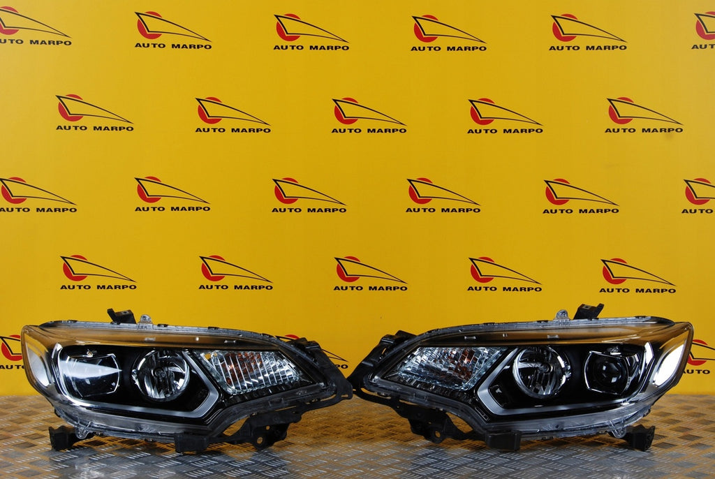 Frontscheinwerfer Honda Jazz Logo LED Ein Stück (Rechts oder Links) Headlight