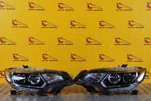 Laden Sie das Bild in den Galerie-Viewer, Frontscheinwerfer Honda Jazz Logo LED Ein Stück (Rechts oder Links) Headlight