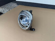 Laden Sie das Bild in den Galerie-Viewer, Frontscheinwerfer Fiat 500 81538 Rechts Scheinwerfer Headlight SCH6621186102nr