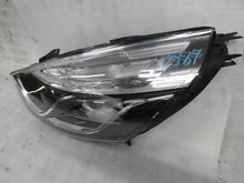 Laden Sie das Bild in den Galerie-Viewer, Frontscheinwerfer Renault Clio IV 260608367R Links Scheinwerfer Headlight SCH4822402637rd
