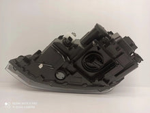 Laden Sie das Bild in den Galerie-Viewer, Frontscheinwerfer VW Polo 2G1941036G LED Rechts Scheinwerfer Headlight