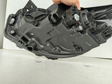 Laden Sie das Bild in den Galerie-Viewer, Frontscheinwerfer Kia Rio IV 92102-H8 LED Rechts Scheinwerfer Headlight SCH2242693779hv