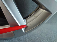 Laden Sie das Bild in den Galerie-Viewer, 1x Alufelge 16 Zoll 6.5" 5x100 40ET Glanz Silber 82A601025 Audi A1 Rim Wheel FEL3582312777ko