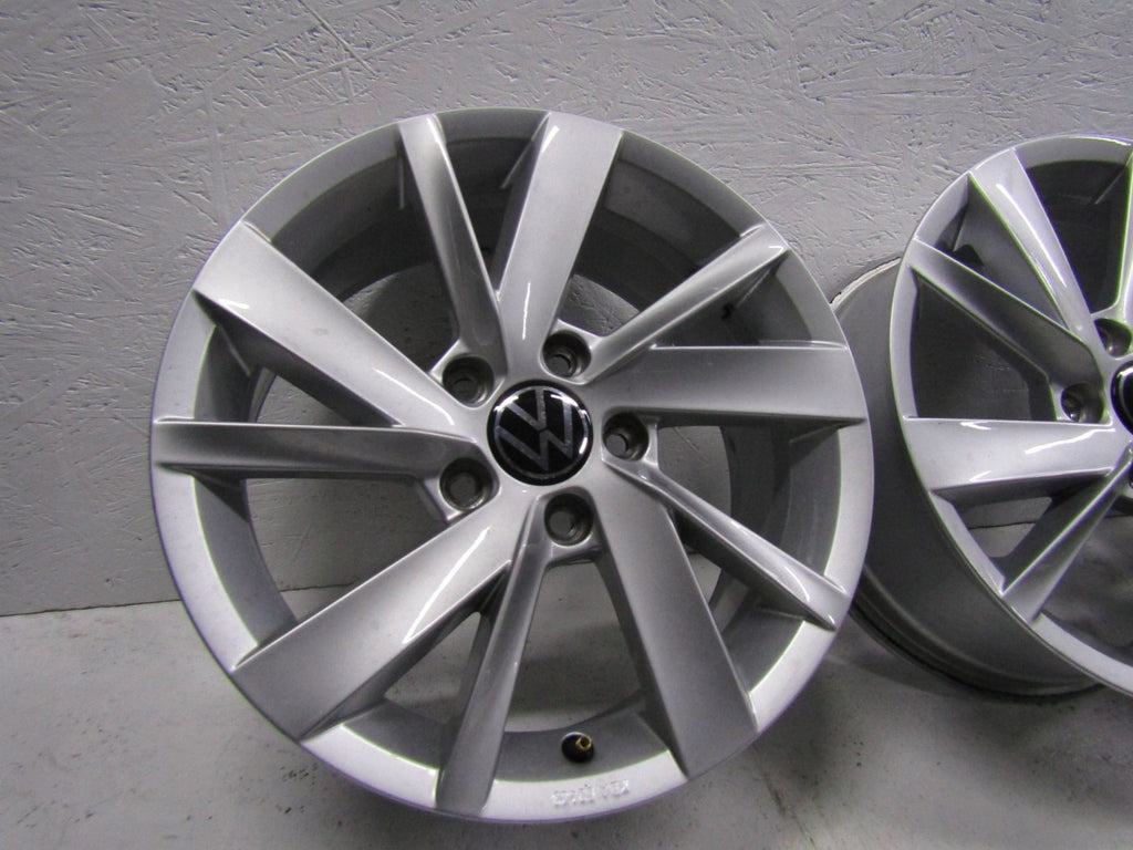 4x Alufelge 16 Zoll 46ET 5H0071496 VW Golf VIII Jetta Rim Wheel FEL9082636811qs