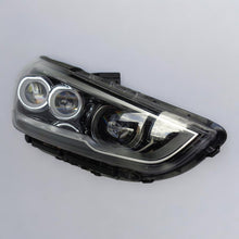 Laden Sie das Bild in den Galerie-Viewer, Frontscheinwerfer Hyundai I30 III 92102-G4100 Full LED Rechts Headlight