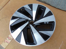 Laden Sie das Bild in den Galerie-Viewer, 1x Alufelge 20 Zoll 8.0" 5x112 45ET Glanz 11A601025A VW Rim Wheel FEL7039386757jn