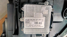 Load image into Gallery viewer, Frontscheinwerfer Skoda Superb Rechts Scheinwerfer Headlight SCH9301143309dx