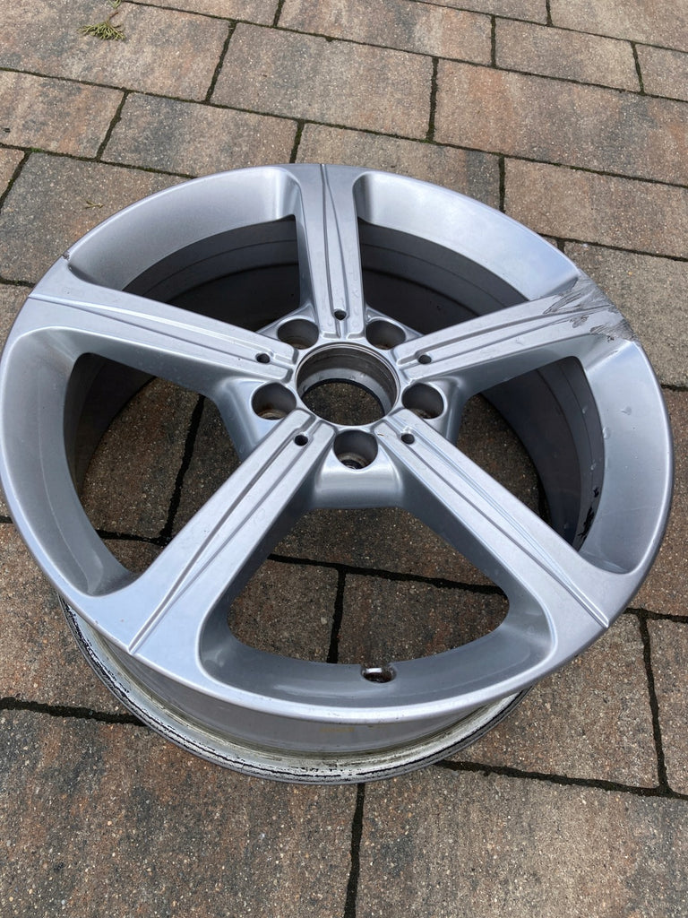 1x Alufelge 17 Zoll 6.5" 5x112 44ET Glanz Silber A1774011200 Mercedes-Benz Cla