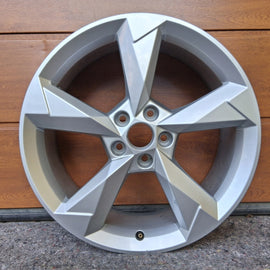 1x Alufelge 19 Zoll 7.0