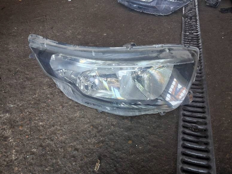 Frontscheinwerfer Iveco Daily VI I Rechts Scheinwerfer Headlight SCH2142828960ga