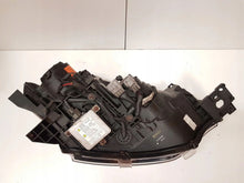 Laden Sie das Bild in den Galerie-Viewer, Frontscheinwerfer Mitsubishi Outlander I 8301C205 Links Scheinwerfer Headlight SCH6068887170lq
