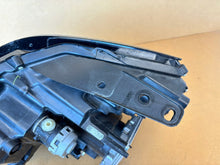 Laden Sie das Bild in den Galerie-Viewer, Frontscheinwerfer Mazda Cx-30 Cx30 DGJ1-51-030 Full LED Rechts Headlight