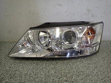 Laden Sie das Bild in den Galerie-Viewer, Frontscheinwerfer Hyundai Sonata Ein Stück (Rechts oder Links) Headlight SCH8883451341hs