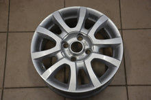Laden Sie das Bild in den Galerie-Viewer, 1x Alufelge 15 Zoll 6.0&quot; 4x108 50ET Glanz XS4J-JA Ford Rim Wheel