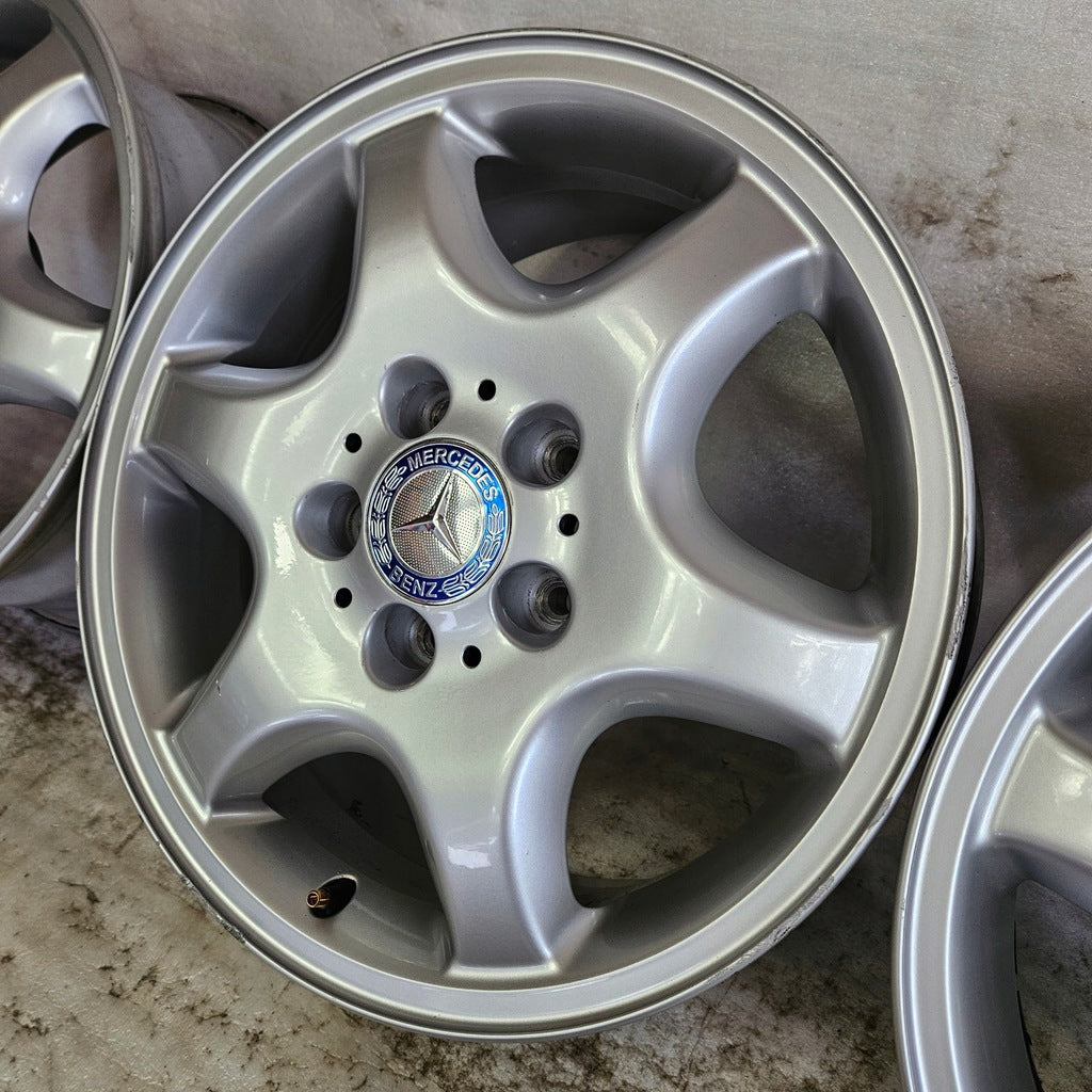 4x Alufelge 16 Zoll 7.0" 5x112 37ET A2084010502 Mercedes-Benz Cla Clk Slc Slk FEL7007561315nr