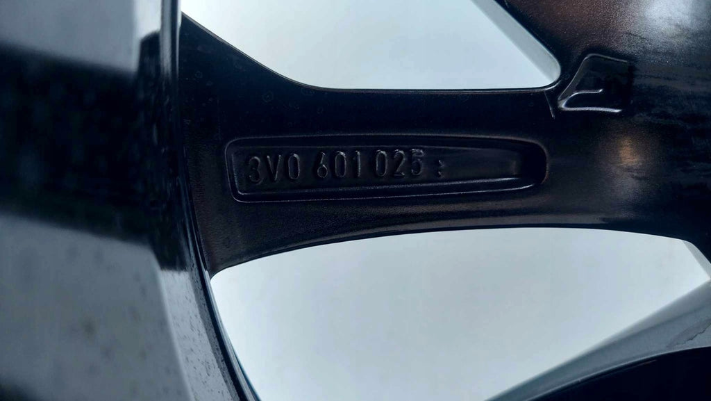 1x Alufelge 18 Zoll 8.0" 5x112 3V0601025 Skoda Superb Iii Rim Wheel