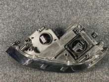 Laden Sie das Bild in den Galerie-Viewer, Frontscheinwerfer VW Touran 5TB941082A LED Rechts Scheinwerfer Headlight SCH3748117418wg