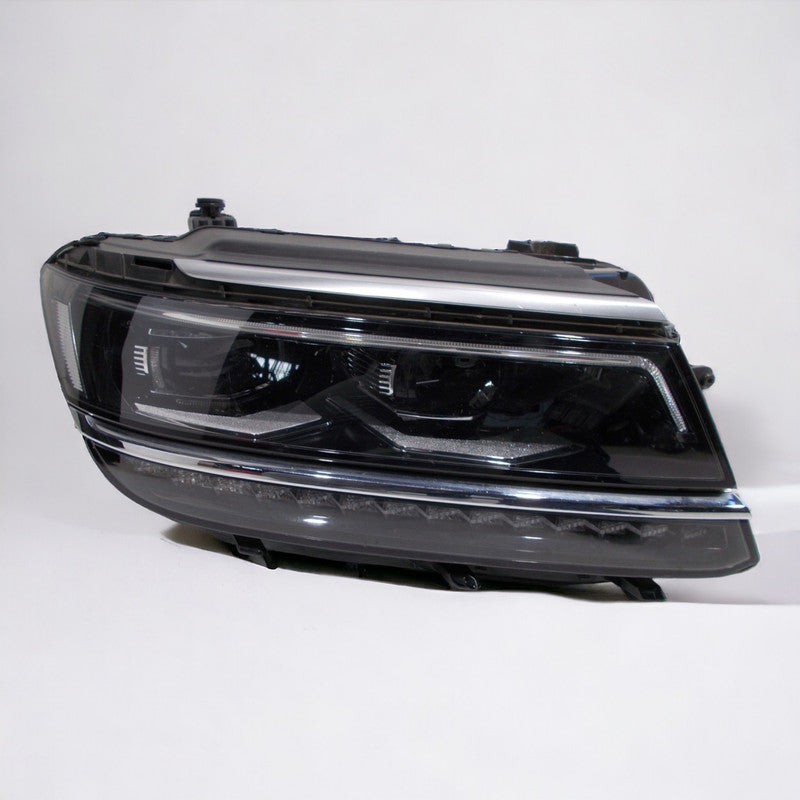 Frontscheinwerfer VW Tiguan 5NN941082C LED Rechts Scheinwerfer Headlight